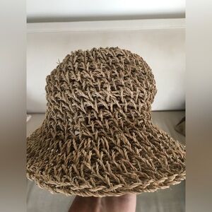Fun woven hat - easy to pack